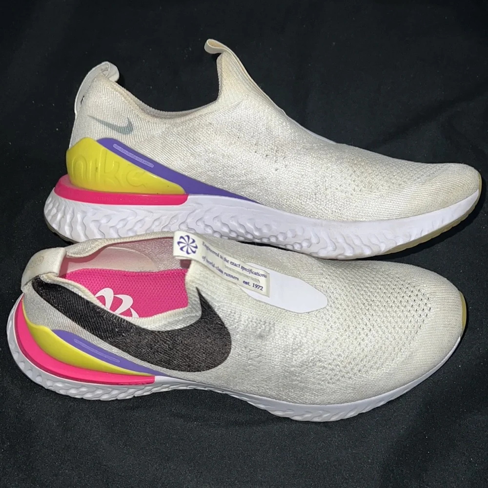 Nike sneakers - Picture 4 of 11